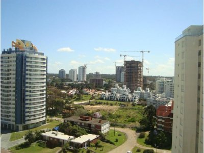 Brava, apartamento en piso alto, 2 dormitorios