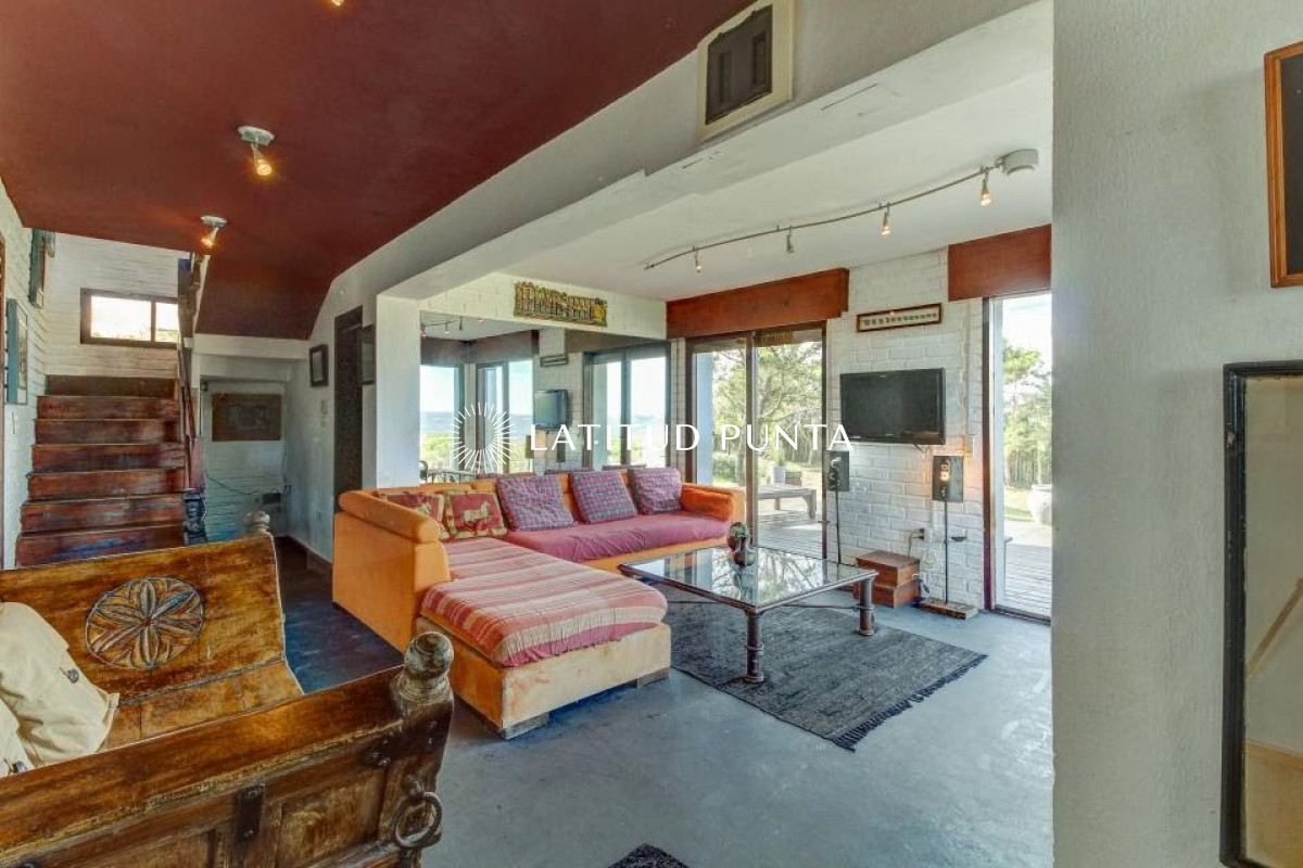 casa 4 dormitorios. el chorro, manantiales  - lat4992c