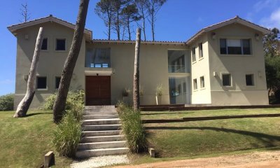 Casa en Laguna Blanca - Manantiales