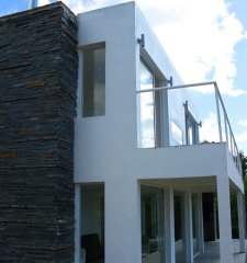 Casa en Balneario Buenos Aires, 3 dormitorios *