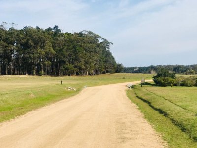 Terreno a la venta en Manantiales , Country Privado Laguna Estate
