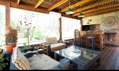 Venta casa en Montoya 4 dormitorios