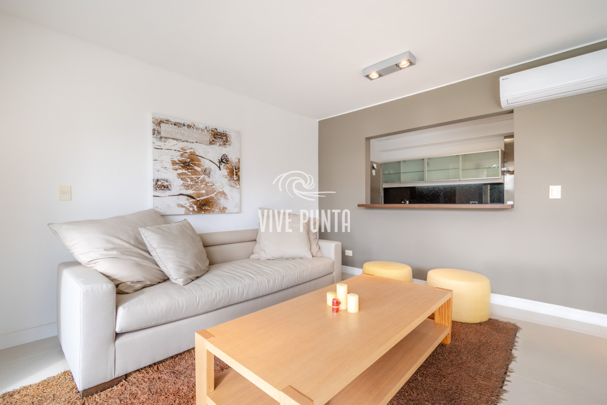 Apartamento ID.573 - Venta apartamento 1 dormitorio en Playa Brava a 100 mtrs del Mar 