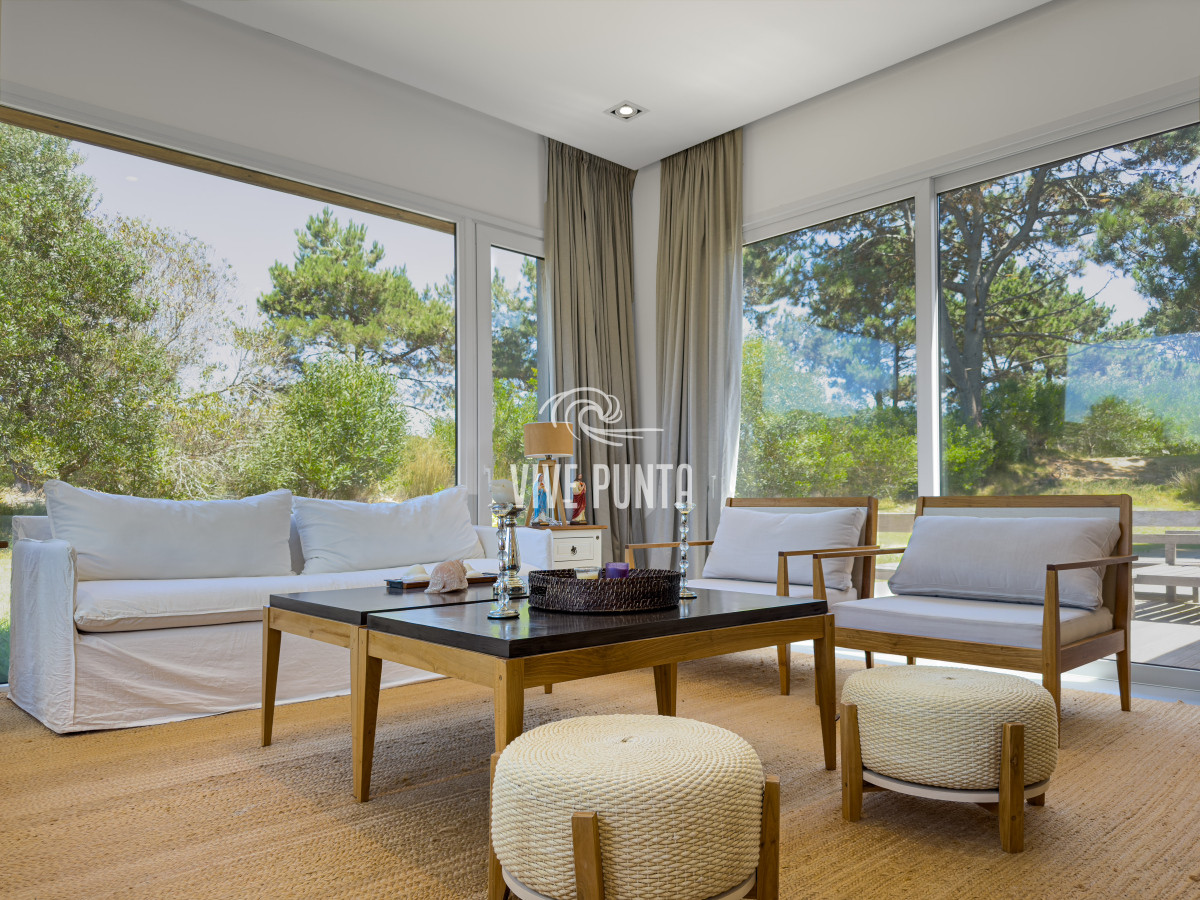 Casa ID.862 - Venta casa 4 dormitorios en exclusivo Barrio Privado Laguna Escondida, José Ignacio