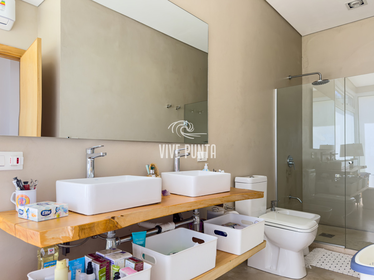 Casa ID.862 - Venta casa 4 dormitorios en exclusivo Barrio Privado Laguna Escondida, José Ignacio