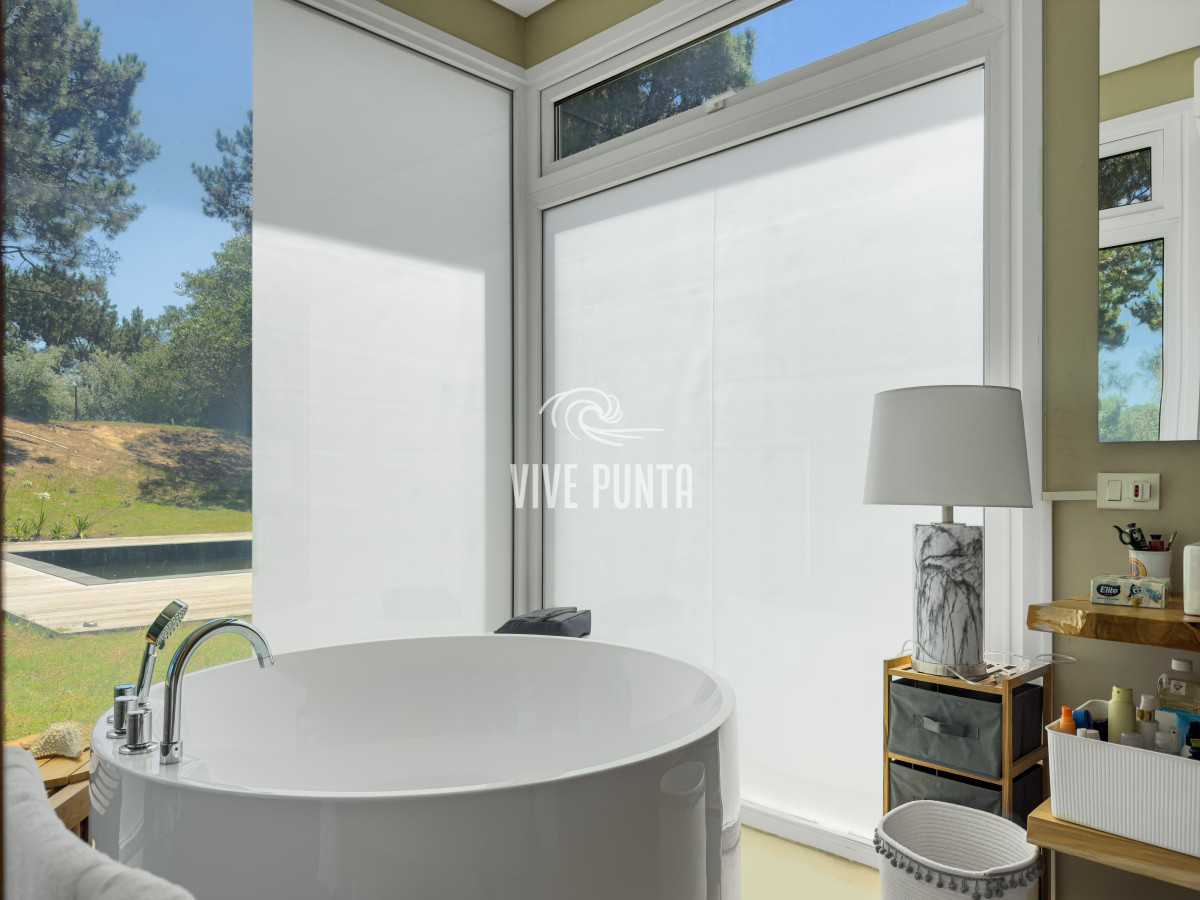 Casa ID.862 - Venta casa 4 dormitorios en exclusivo Barrio Privado Laguna Escondida, José Ignacio