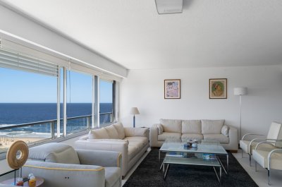 Venta apartamento  3 dormitorios en Playa Brava, Punta del Este
