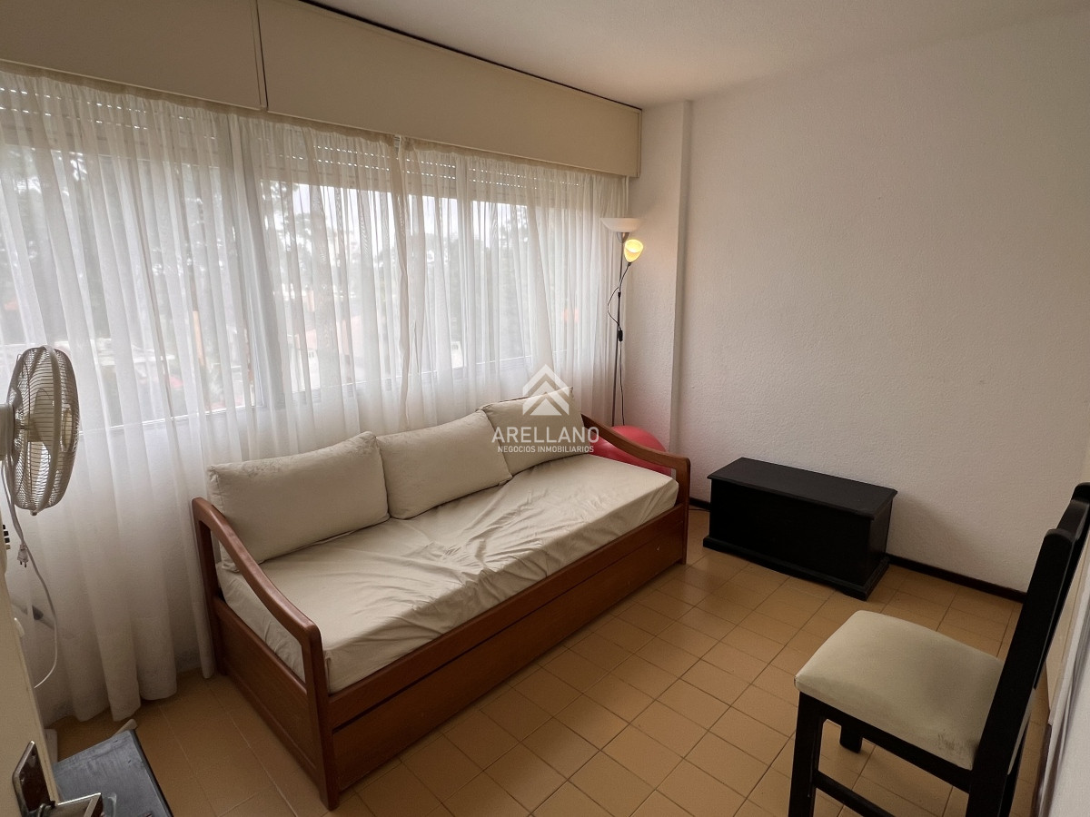 Apartamento ID.4008 - Venta apartamento 2 dormitorios en Roosevelt, Punta del Este 