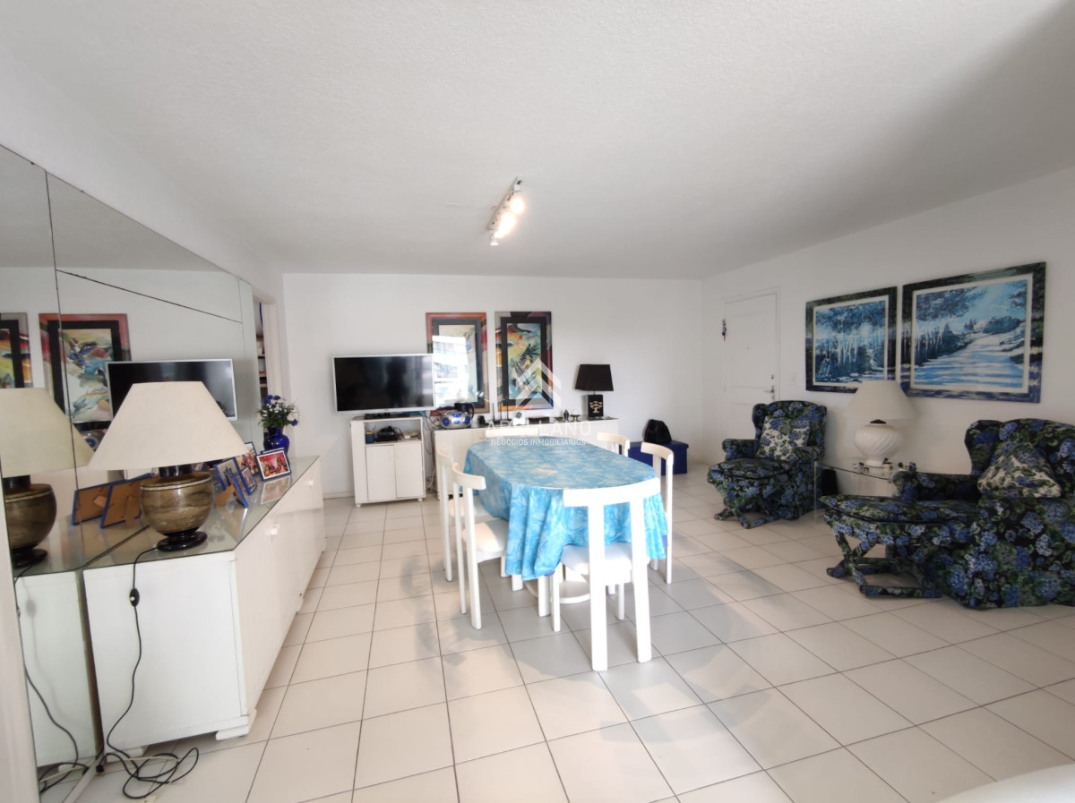 Apartamento ID.2868 - Venta apartamento 3 dormitorios en Roosevelt , Punta del Este 
