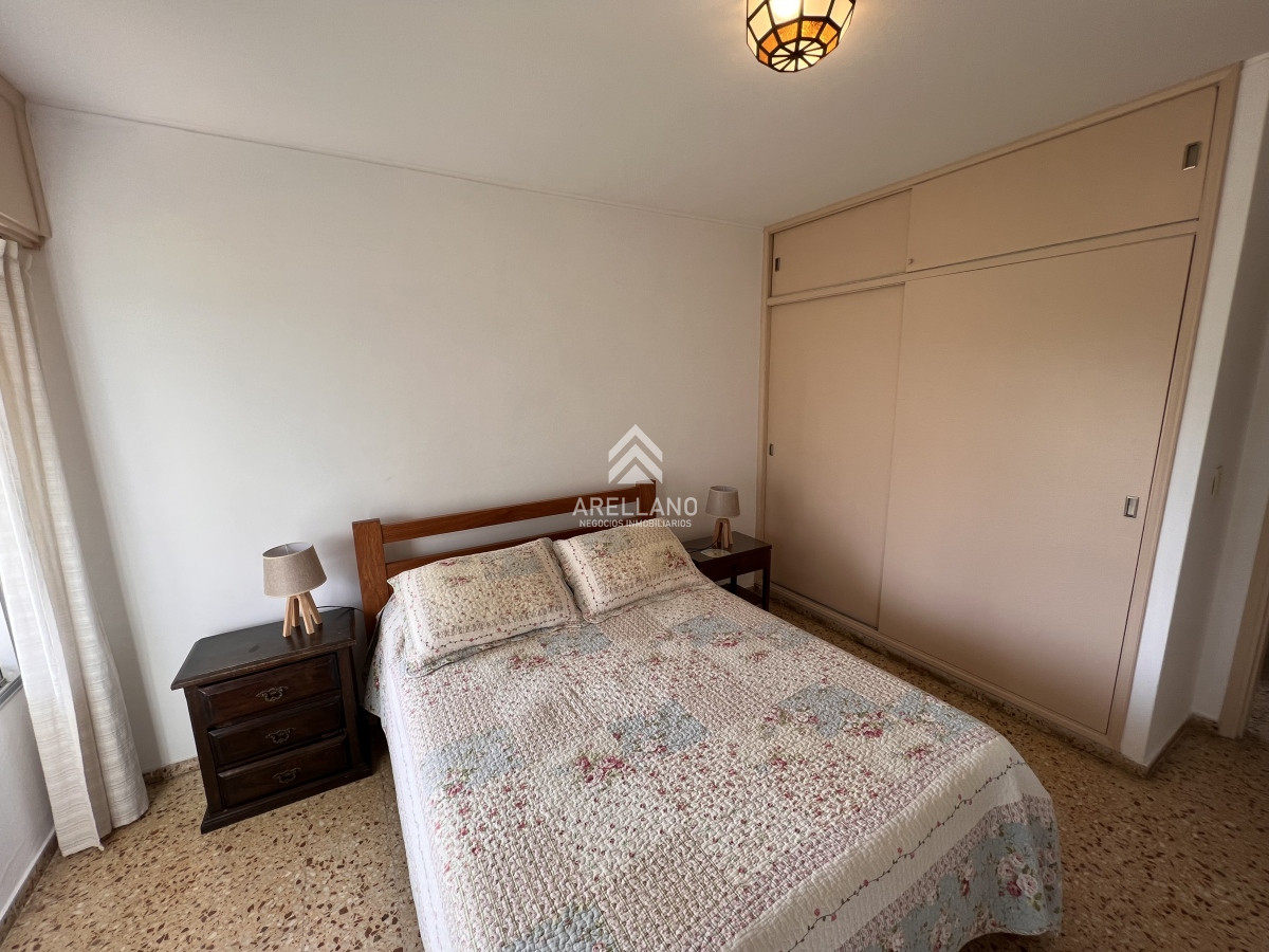 Apartamento ID.2168 - Venta apartamento 3 dormtiorios en Playa Mansa