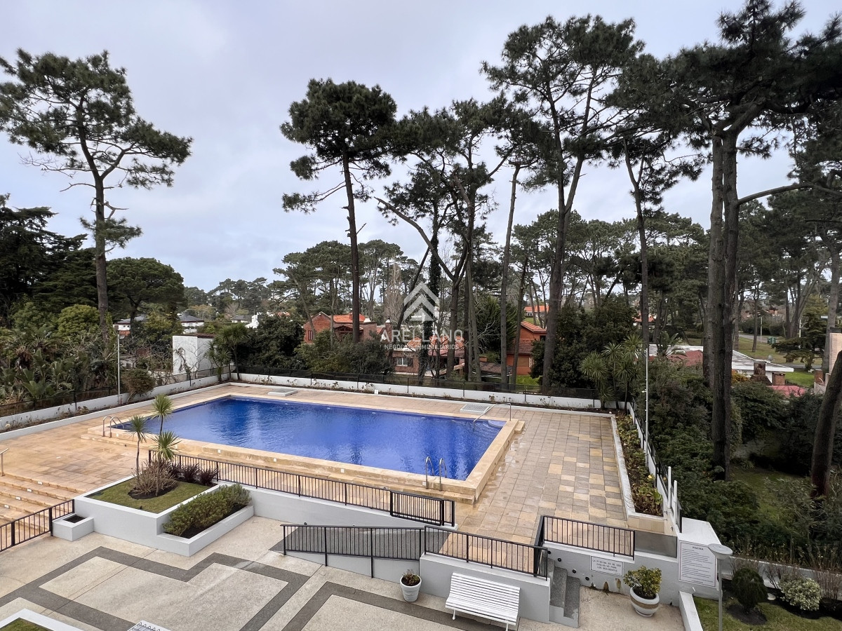 Apartamento ID.4008 - Venta apartamento 2 dormitorios en Roosevelt, Punta del Este 