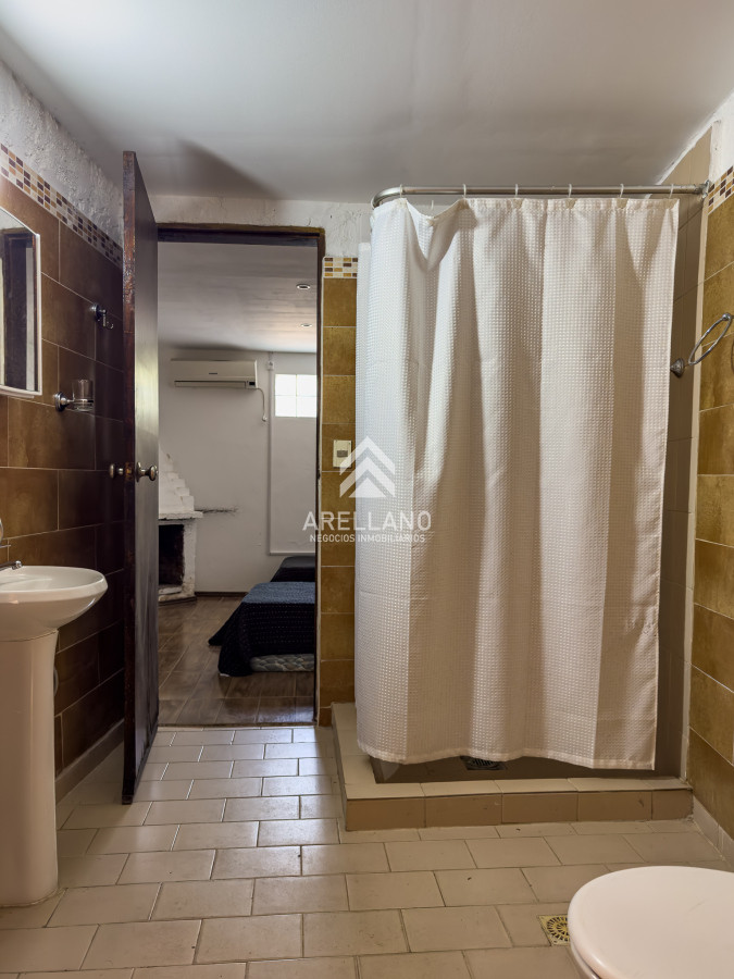 Casa ID.5305 - Venta casa 4 dormitorios en suite, Golf, Punta del Este 