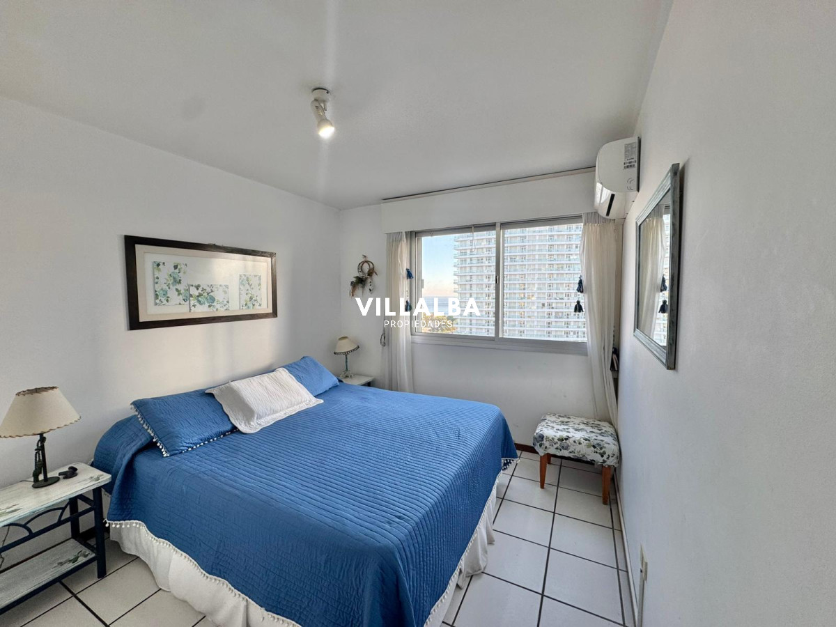 Apartamento ID.3817 - Venta apartamento 2 dormitorios en Playa Mansa, Punta del Este 