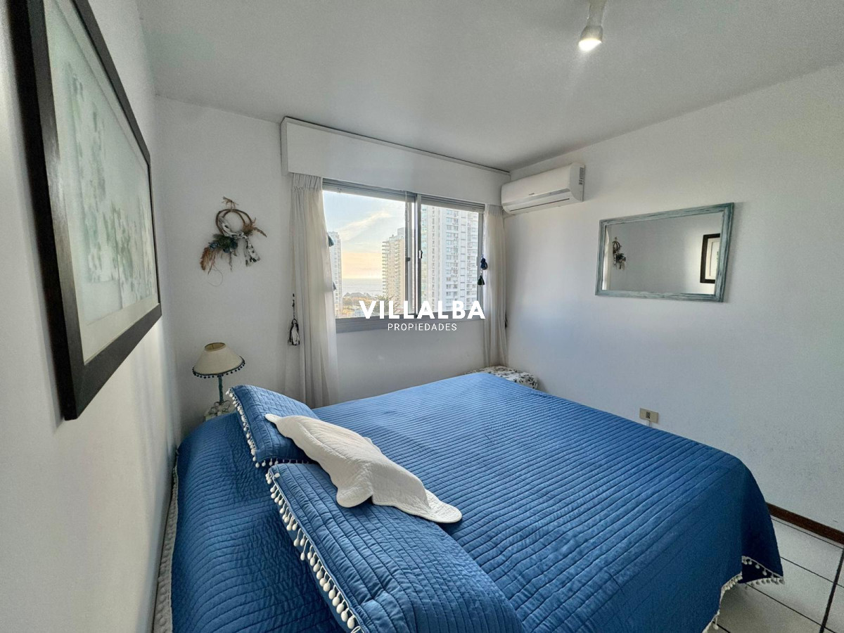 Apartamento ID.3817 - Venta apartamento 2 dormitorios en Playa Mansa, Punta del Este 