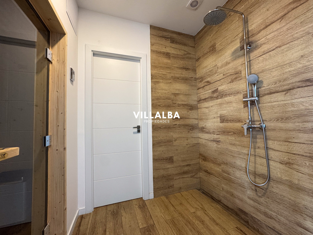 Apartamento ID.3091 - Venta apartamento 2 dormitorios en Playa Mansa, Punta del Este 