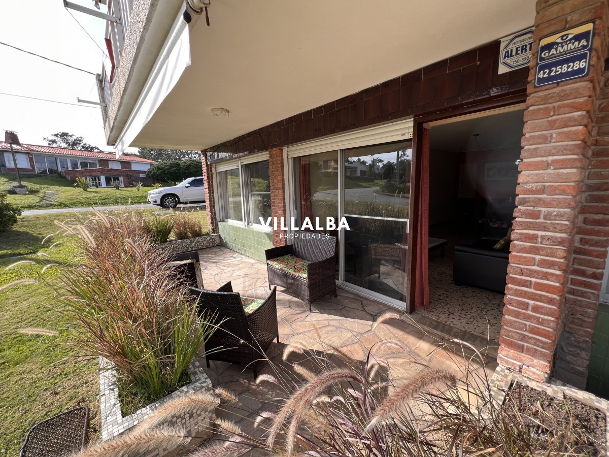 Apartamento ID.2301 - Venta apartamento 3 dormtiorios en Playa Mansa