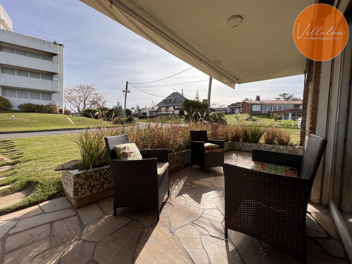 Apartamento ID.2301 - Venta apartamento 3 dormtiorios en Playa Mansa