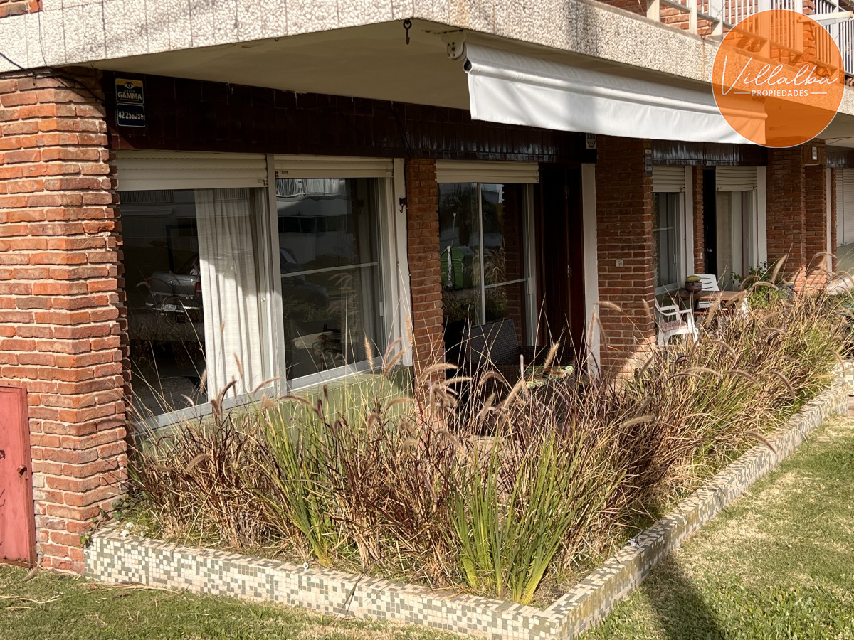 Apartamento ID.2301 - Venta apartamento 3 dormtiorios en Playa Mansa