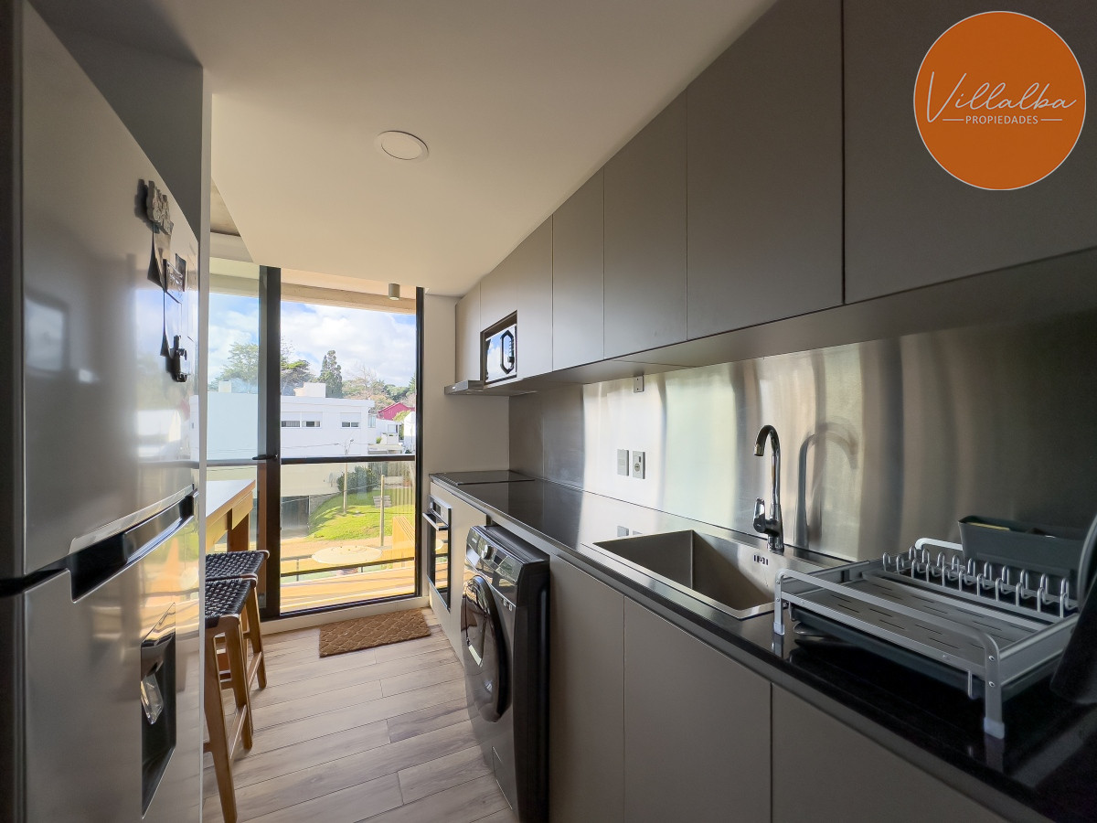 Apartamento ID.3091 - Venta apartamento 2 dormitorios en Playa Mansa, Punta del Este 