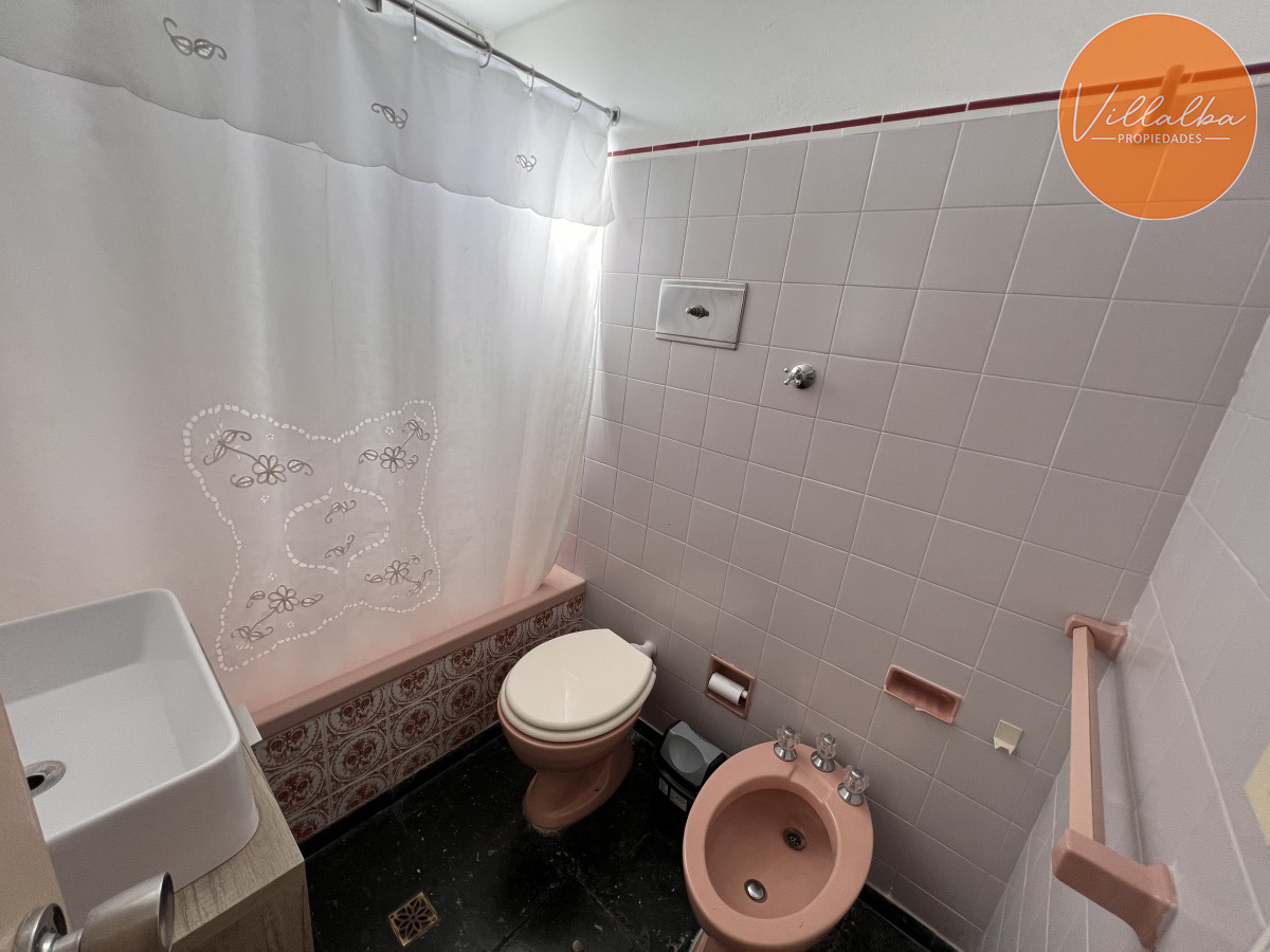 Apartamento ID.2301 - Venta apartamento 3 dormtiorios en Playa Mansa
