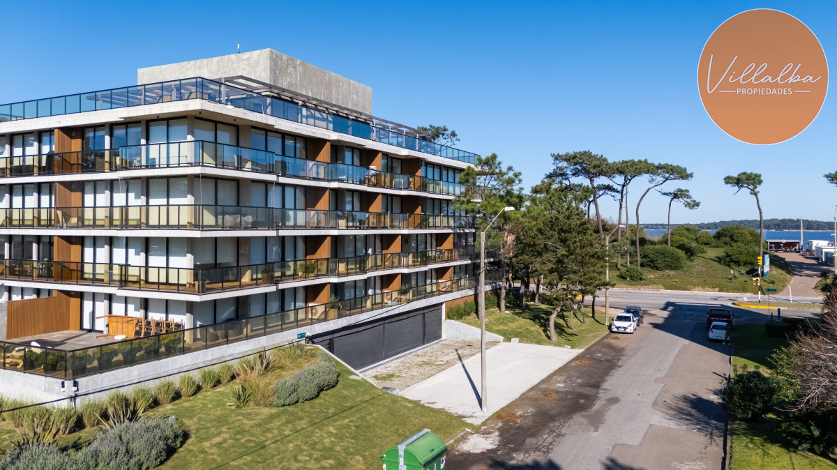 Apartamento ID.3091 - Venta apartamento 2 dormitorios en Playa Mansa, Punta del Este 