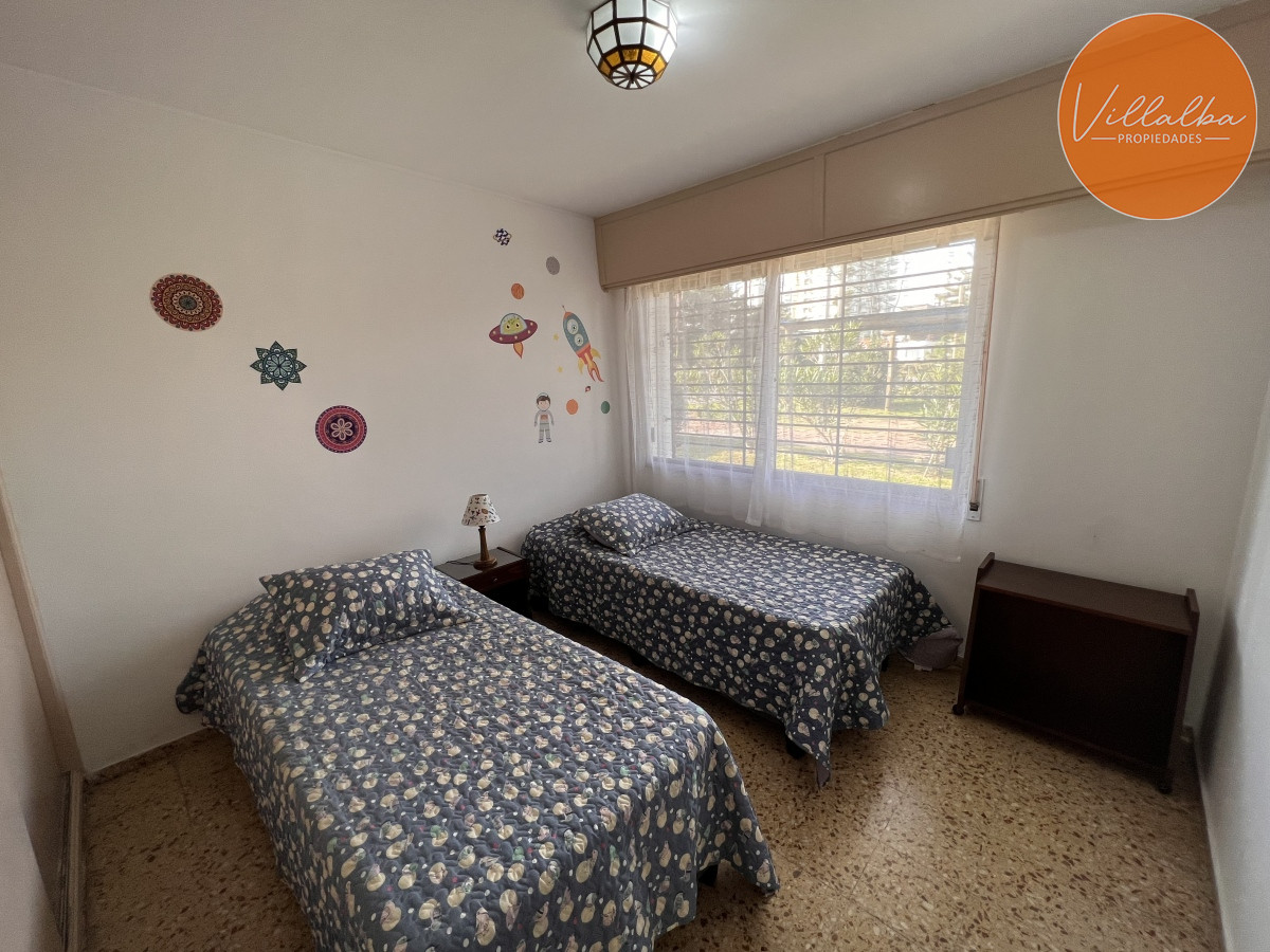Apartamento ID.2301 - Venta apartamento 3 dormtiorios en Playa Mansa