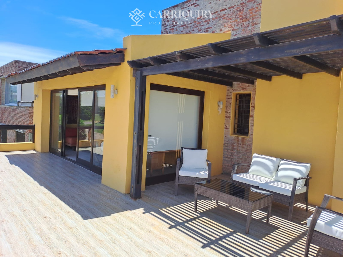 Casa ID.7464/Alquiler-casa-4-dormitorios-en-Manantiales- - Alquiler casa 3 dormitorios mas servicio en Manantiales 