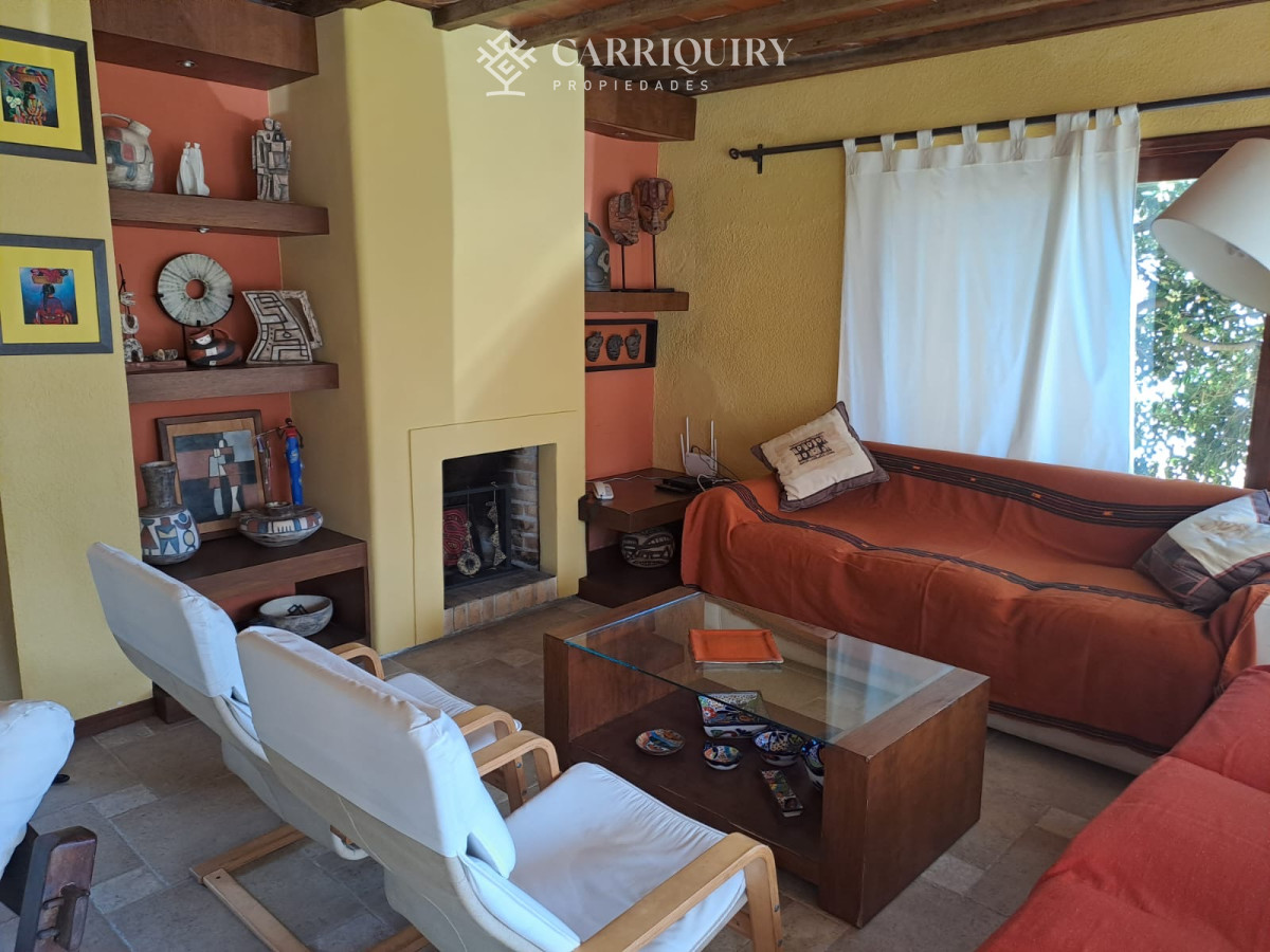 Casa ID.7464/Alquiler-casa-4-dormitorios-en-Manantiales- - Alquiler casa 3 dormitorios mas servicio en Manantiales 
