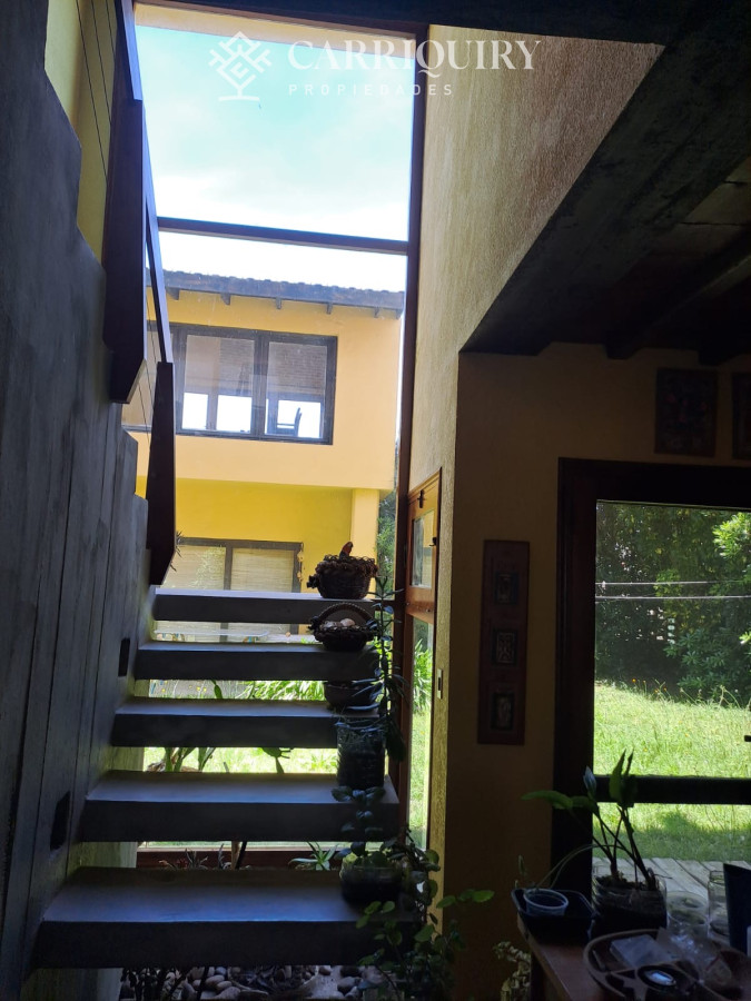 Casa ID.7464/Alquiler-casa-4-dormitorios-en-Manantiales- - Alquiler casa 3 dormitorios mas servicio en Manantiales 