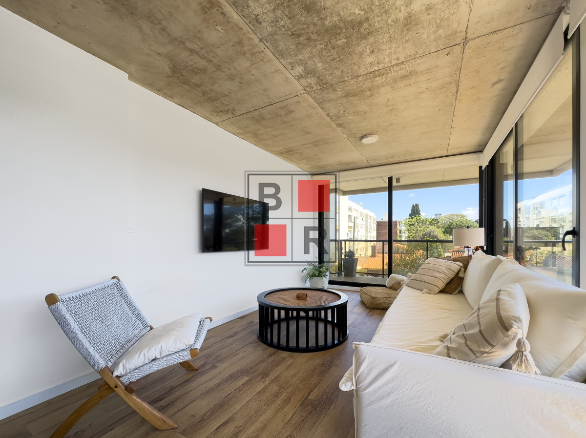 Apartamento ID.1022 - Venta apartamento 2 dormitorios en Playa Mansa, Punta del Este 