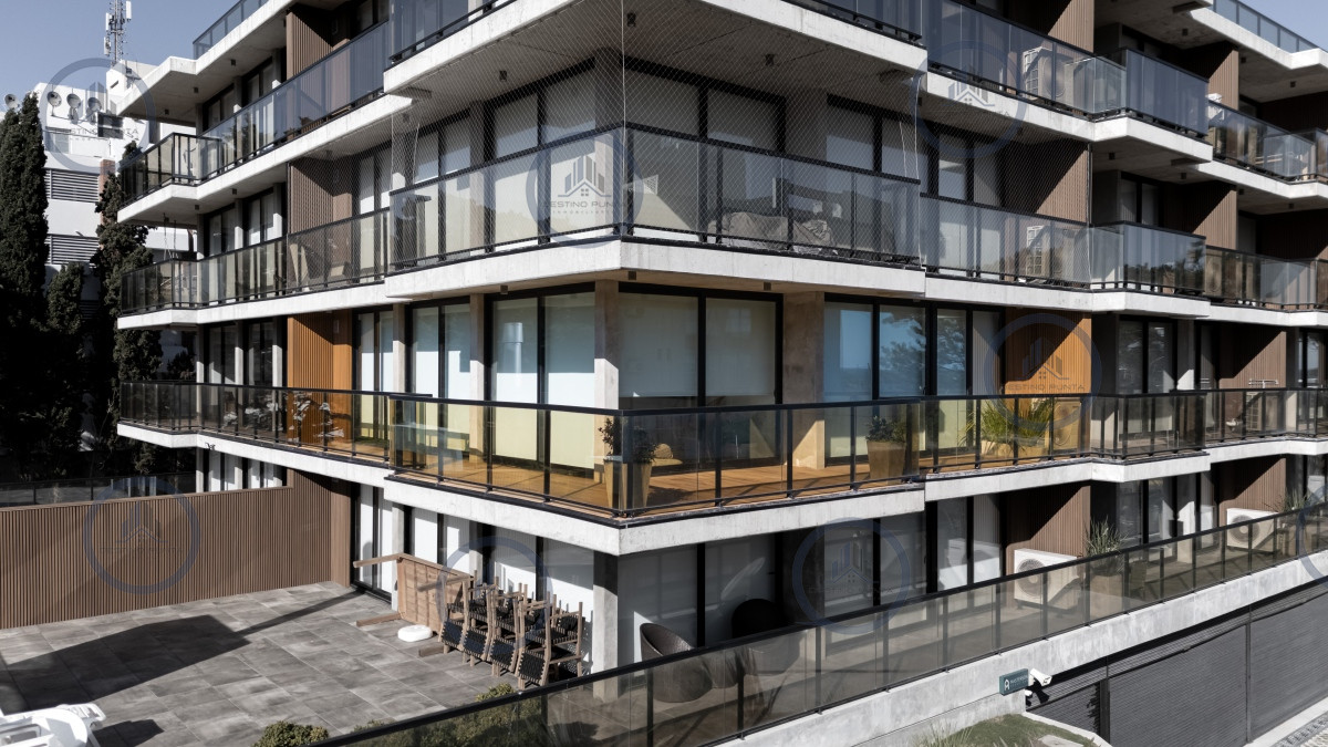 Apartamento ID.1149 - Apartamento 2 dormitorios en Playa Mansa, Punta del Este - Alquiler Anual