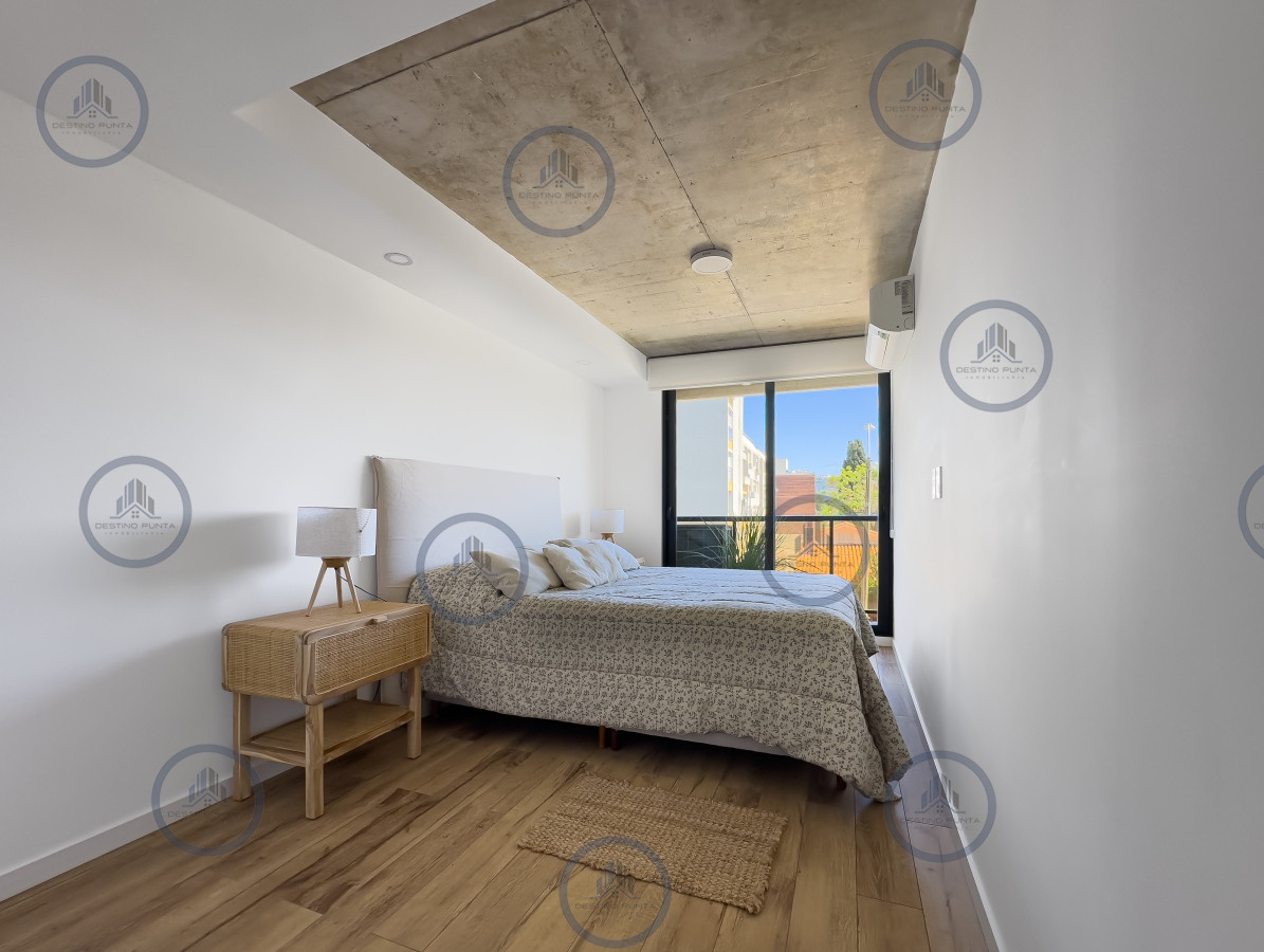 Apartamento ID.1149 - Apartamento 2 dormitorios en Playa Mansa, Punta del Este - Alquiler Anual