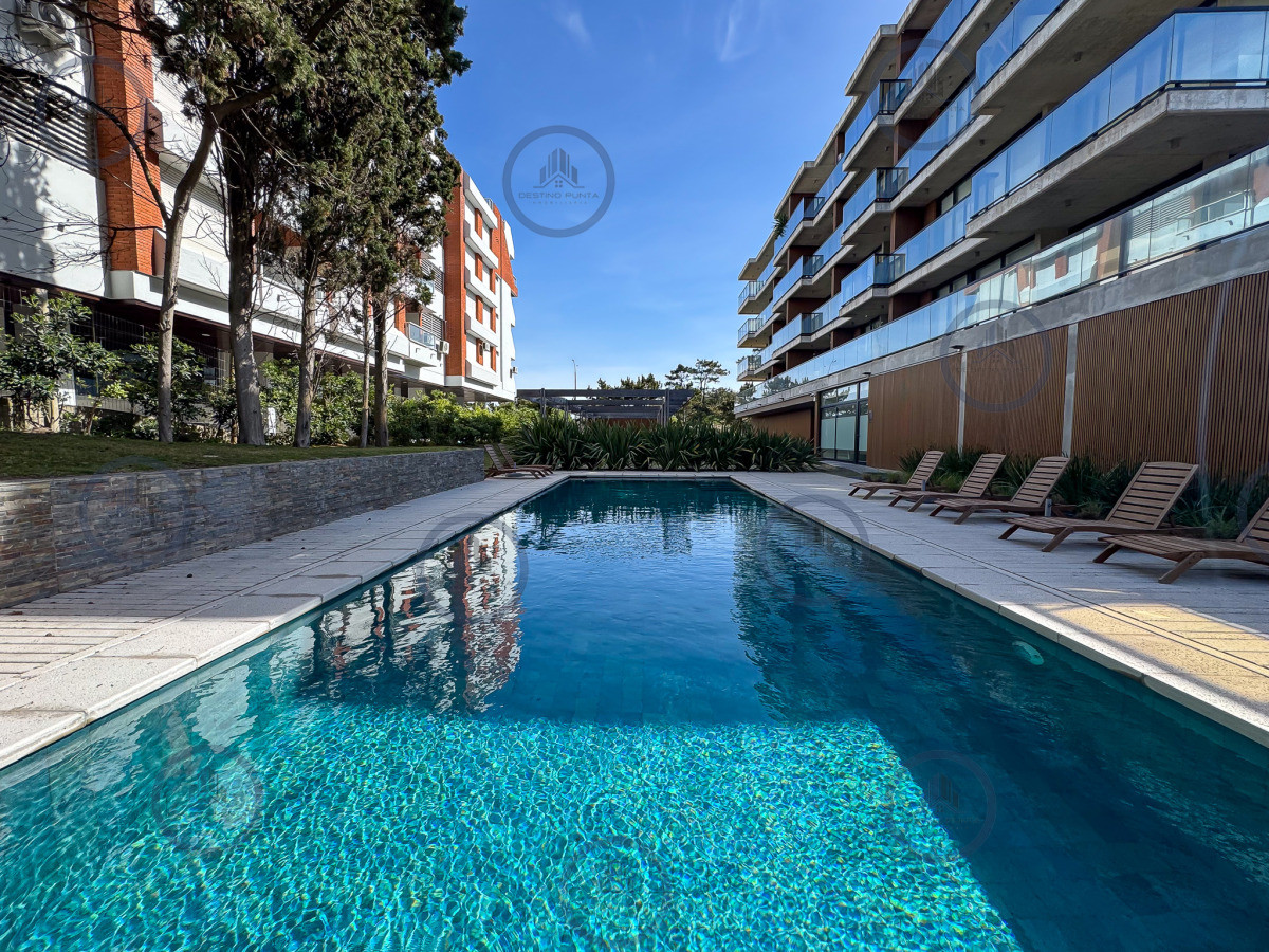 Apartamento ID.1149 - Apartamento 2 dormitorios en Playa Mansa, Punta del Este - Alquiler Anual