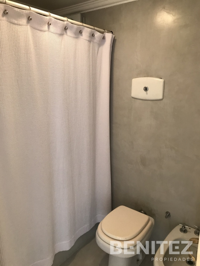 Apartamento ID.9656 - Venta apartamento en Manantiales 3 dormitorios  mas dependencia de servicio 