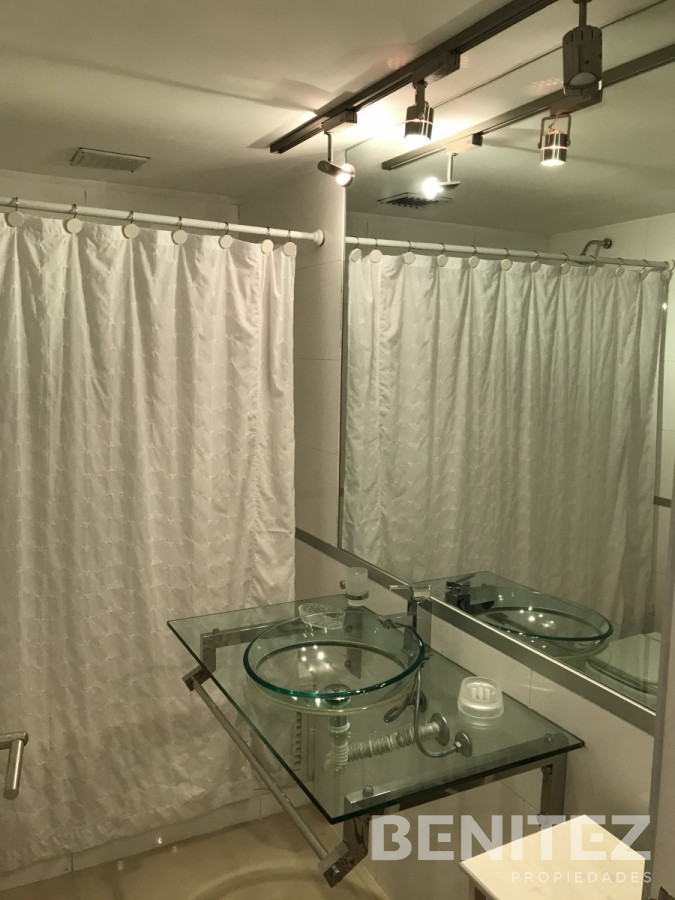 Apartamento ID.9657 - Venta apartamento en Manantiales, 4 dormitoriosen suite