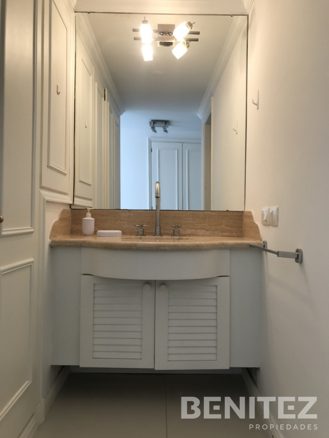 Apartamento ID.9656 - Venta apartamento en Manantiales 3 dormitorios  mas dependencia de servicio 