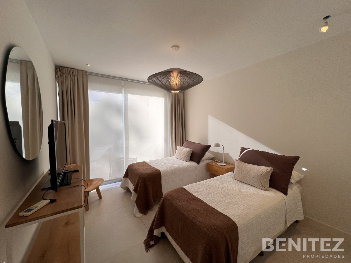 Apartamento ID.9653 - Alquiler apartamento 3 dormitorios en Manantiales 