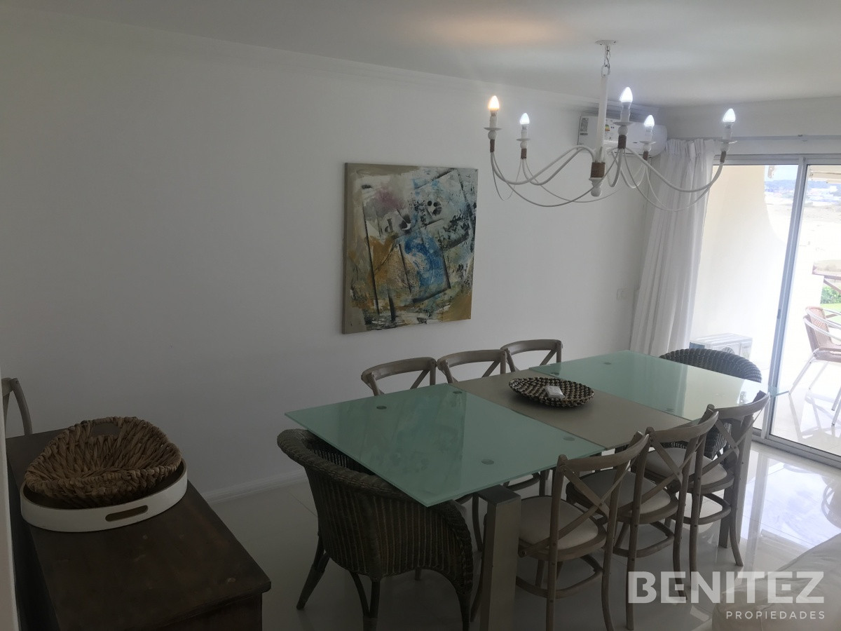 Apartamento ID.9656 - Venta apartamento en Manantiales 3 dormitorios  mas dependencia de servicio 