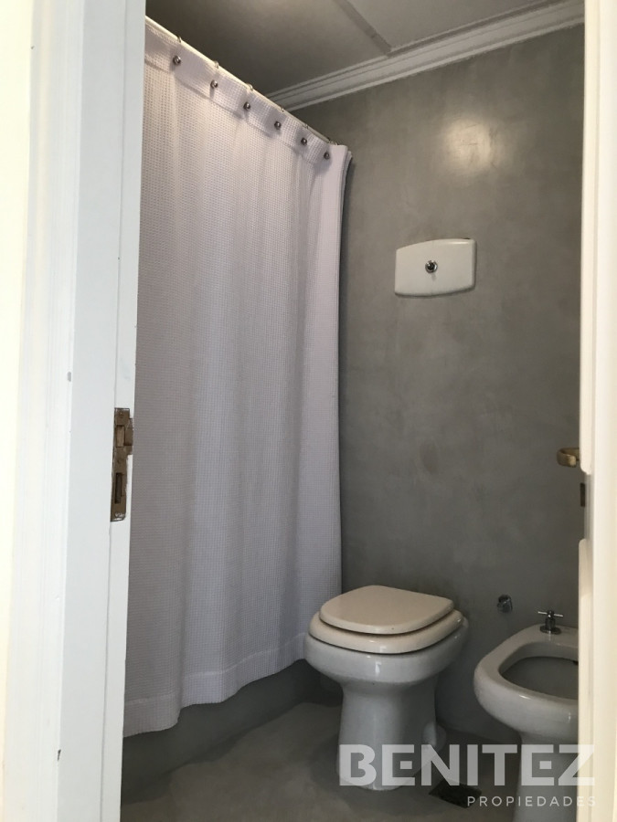 Apartamento ID.9656 - Venta apartamento en Manantiales 3 dormitorios  mas dependencia de servicio 