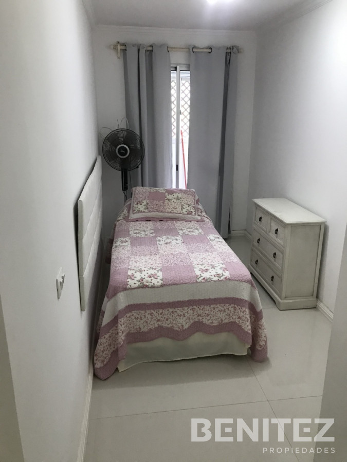 Apartamento ID.9656 - Venta apartamento en Manantiales 3 dormitorios  mas dependencia de servicio 
