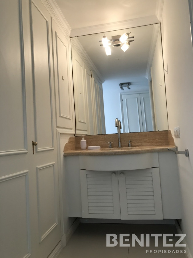 Apartamento ID.9656 - Venta apartamento en Manantiales 3 dormitorios  mas dependencia de servicio 