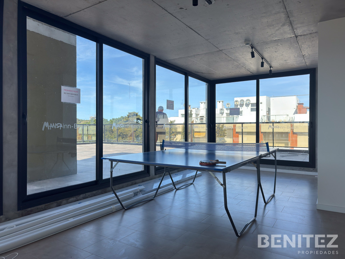 Apartamento ID.9641 - Venta apartamento 2 dormitorios en Playa Mansa, Punta del Este 