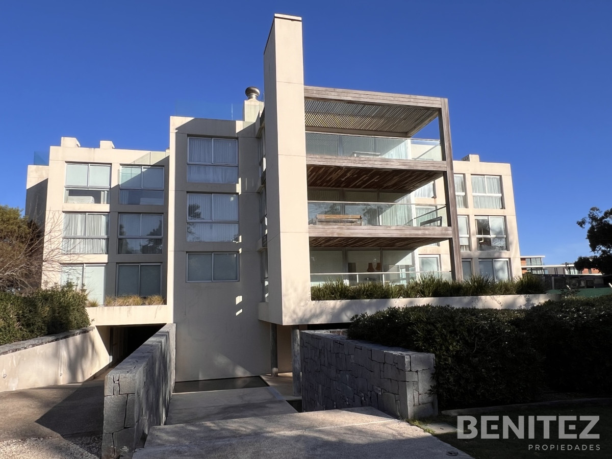 Apartamento ID.9653 - Alquiler apartamento 3 dormitorios en Manantiales 