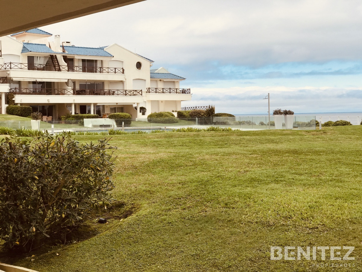 Apartamento ID.9657 - Venta apartamento en Manantiales, 4 dormitoriosen suite