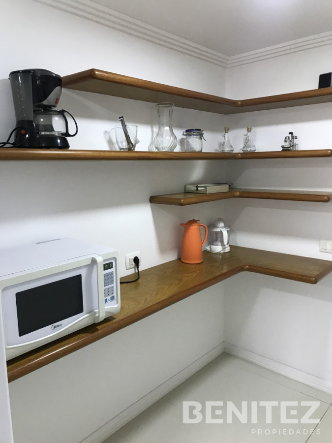 Apartamento ID.9656 - Venta apartamento en Manantiales 3 dormitorios  mas dependencia de servicio 