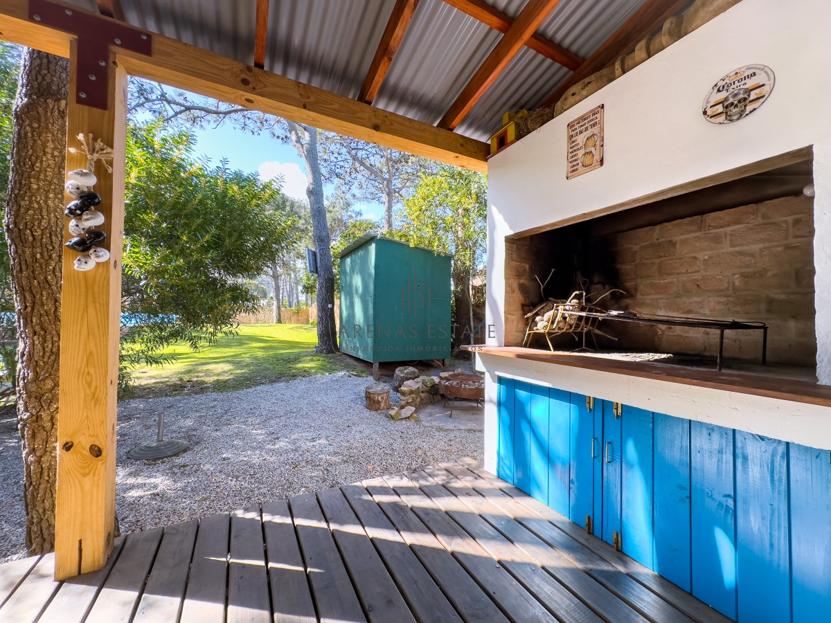 Casa ID.2975 - Alquiler  casa  en Manantiales,  3 dormitorios con piscina climatizada 
