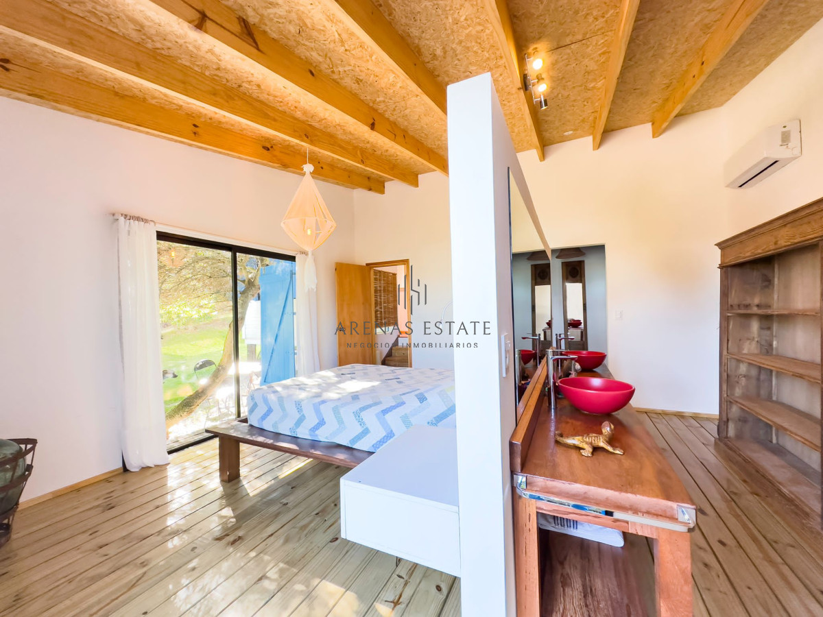 Casa ID.2975 - Alquiler  casa  en Manantiales,  3 dormitorios con piscina climatizada 