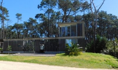Casa 4 dormitorios. Laguna Blanca