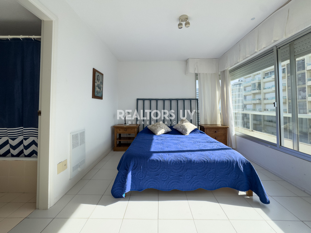 Apartamento ID.562 - Venta apartamento en Playa Brava, 2 dormitorios 
