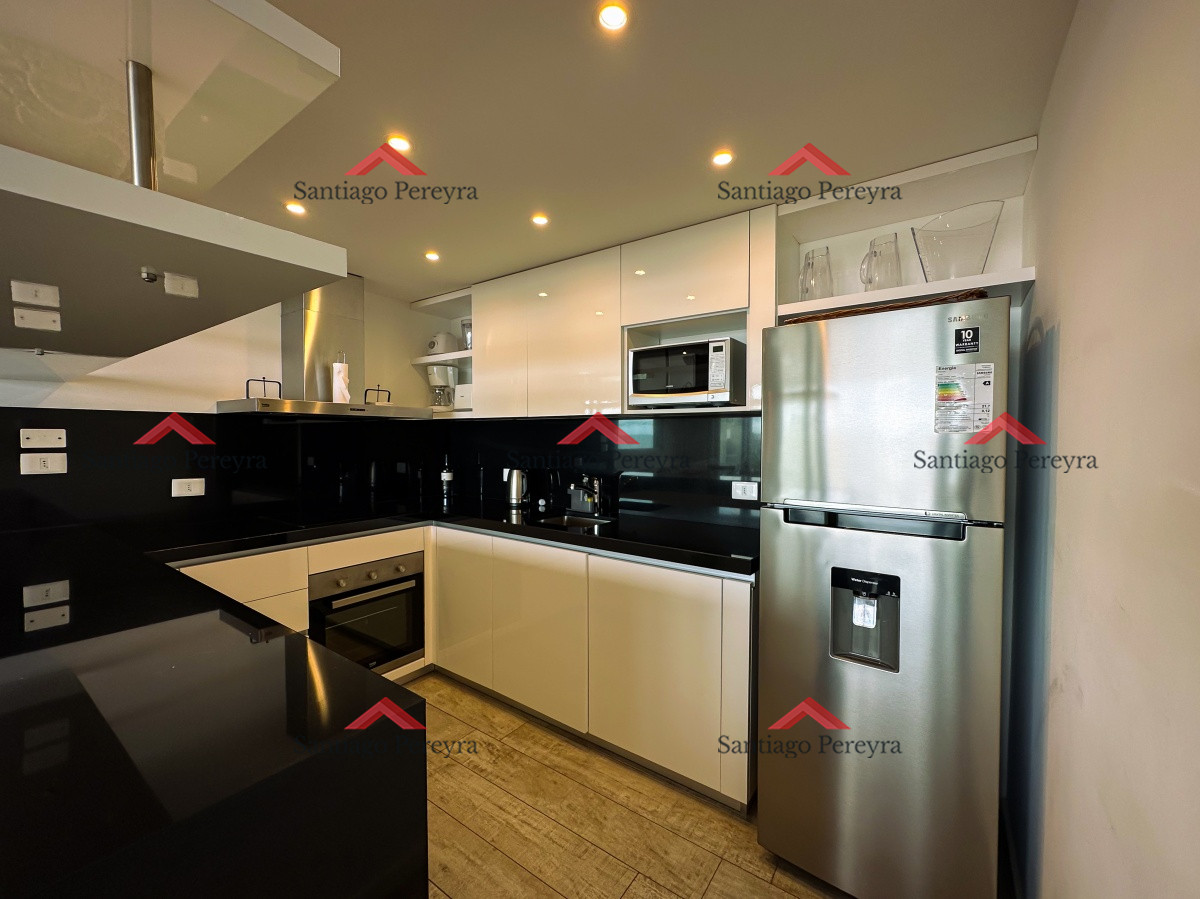 Apartamento ID.8862 - Venta apartamento frente al mar en La Barra de 4 dormitorios
